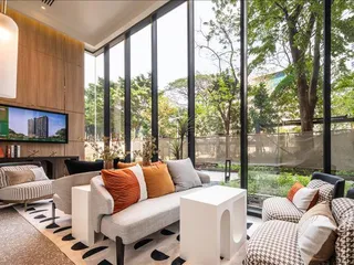 The Line Vibe в Лат Пхрао