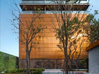 Khun by Yoo в Ваттхане