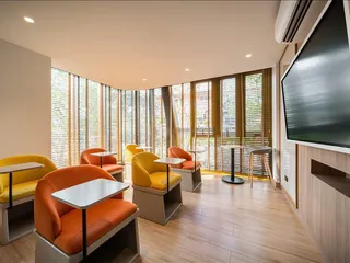 The MUVE Bangna в Банг На