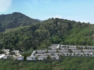 Clover I в Си Сунтхоне