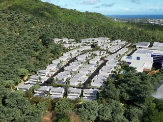 Clover II The Valley в Си Сунтхоне