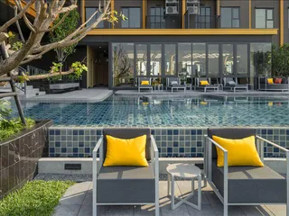 The Base Phetchaburi-Thonglor в Ваттхане