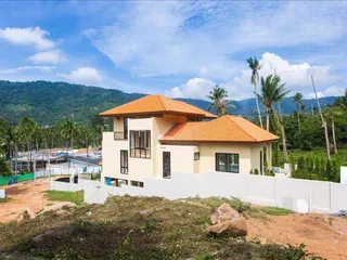 Olive Village на пляже Ламай