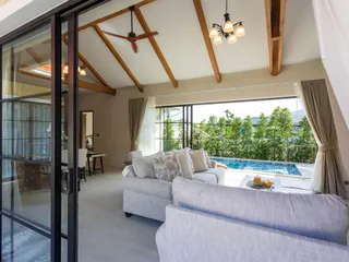 Olive Village на пляже Ламай