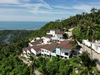 Ruby на пляже Ламай