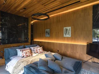 The Victory в Тхеп Касаттри