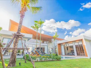 Zenithy Luxe в Чонг Тале