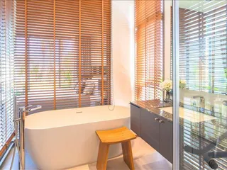 Zenithy Luxe в Чонг Тале