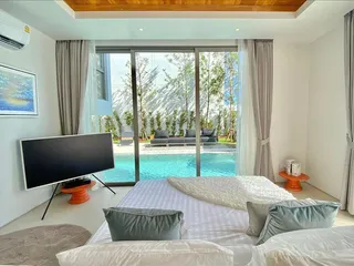 LuxPride Phase 4 в Чонг Тале