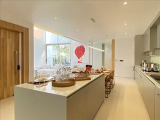 LuxPride Phase 4 в Чонг Тале