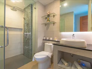 Babylon Sky Garden в Раваи