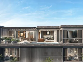 The Pettit Tycoon на пляже Сурин