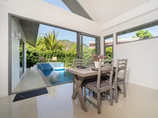 Akara Pool Villas в Таланге