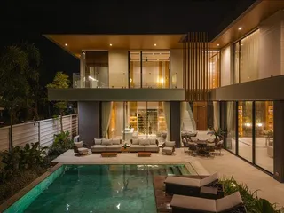 Island Collection в Таланге