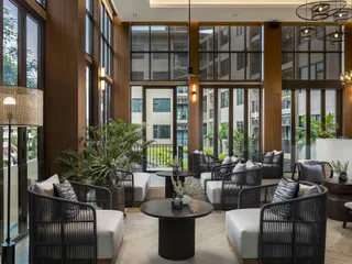 The Proud Karon в Кароне