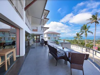 The Bay resale на пляже Банг Рак