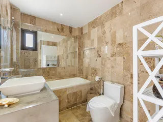 Villa Macha в Сураттхани