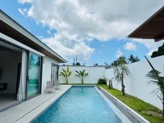 Bocami на пляже Банг Рак