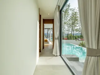 Amber Chamber в Си Сунтхоне