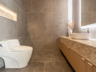 Amber Chamber в Си Сунтхоне