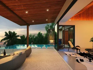 Ariya Season в Маенаме