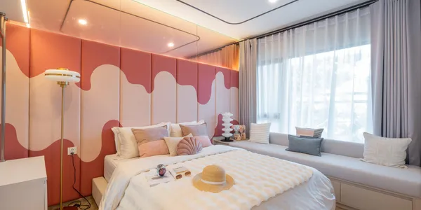 Title Modeva в Банг Тао