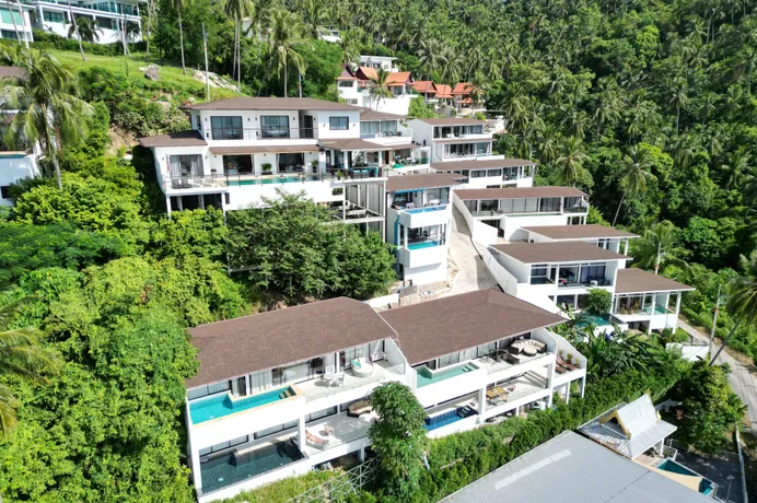 Ruby на пляже Ламай