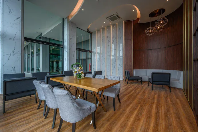 Mida Grande (Condo) на Пхукете