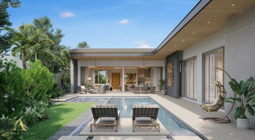 Комплекс вилл с бассейнами и террасами на крыше рядом с пляжем Лаян, Пхукет, Таиланд