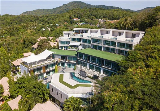 Охраняемая резиденция с бассейнами в 800 метрах от пляжа, Пхукет, Таиланд